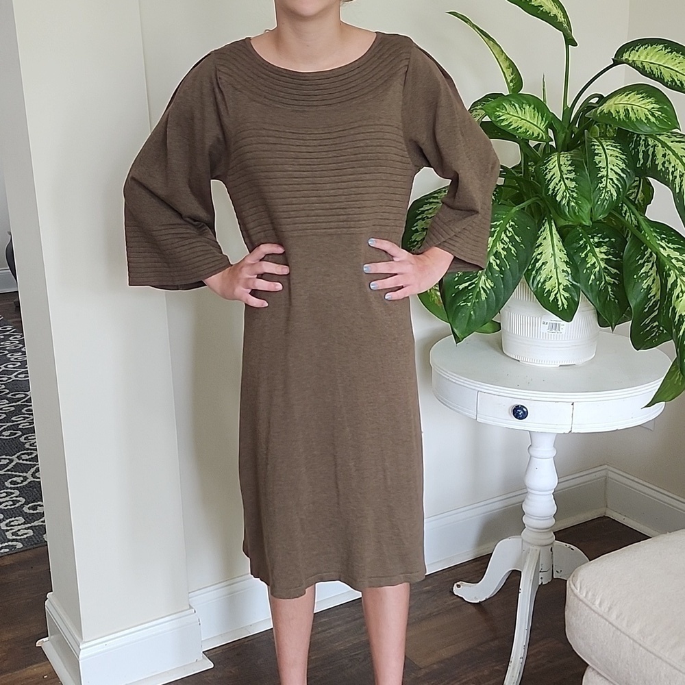 Uncle Frank Olive Green Belle Sleeve Dress Size XSMALL